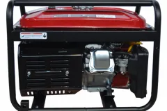 Generator de curent BISONTE SK2500 putere maxima 2,2 kW 230V