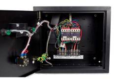 Automatizare pentru generatoare electrice trifazate ATS12-3P