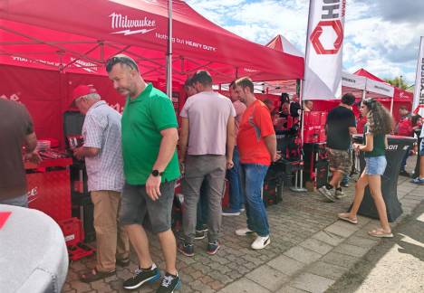 Produse MILWAUKE® la standul Hexagon Romania